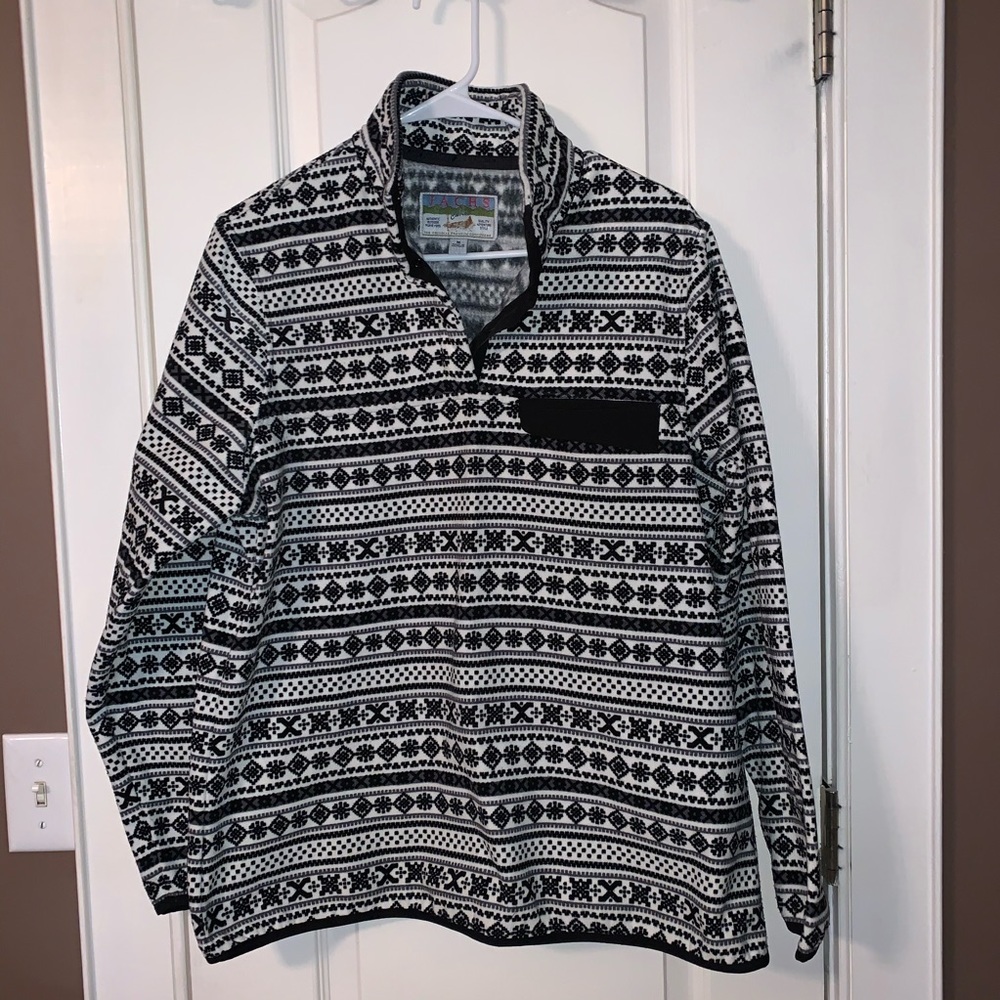 White patterned fleece